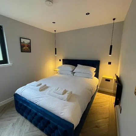 River Logie Lodge *